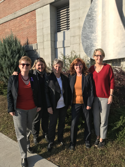 De gauche &agrave; droite sur la photo&nbsp;: Les professeures Marie Beaulieu, Nancy Presse, Suzanne Garon, Nicole Dubuc et Julie Lane.