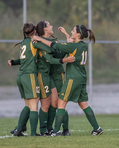 Photo: Yves Longpr&eacute;