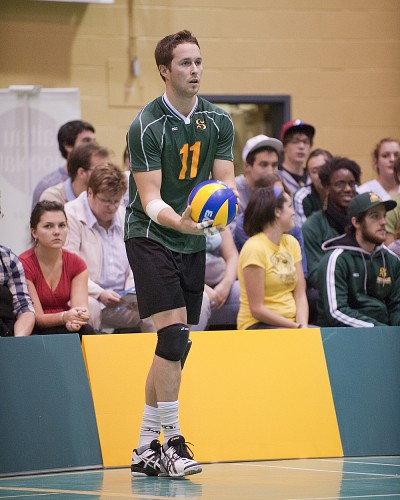Malgr&eacute; une blessure, le v&eacute;t&eacute;ran Maxime Claessens-Rivest a &eacute;t&eacute; un rouage important chez le Vert&nbsp;&&nbsp;Or.