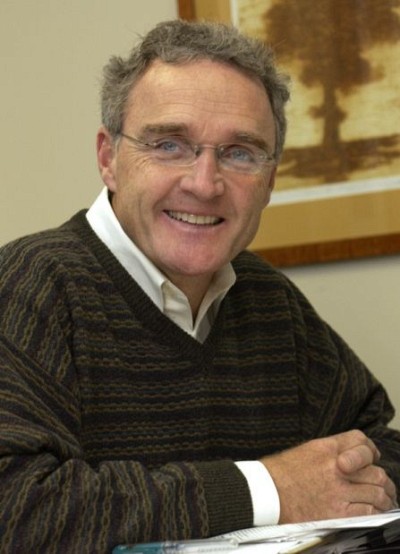 Stephen Cunnane, titulaire de la chaire de recherche sur le m&eacute;tabolisme c&eacute;r&eacute;bral et la cognition au cours du vieillissement.