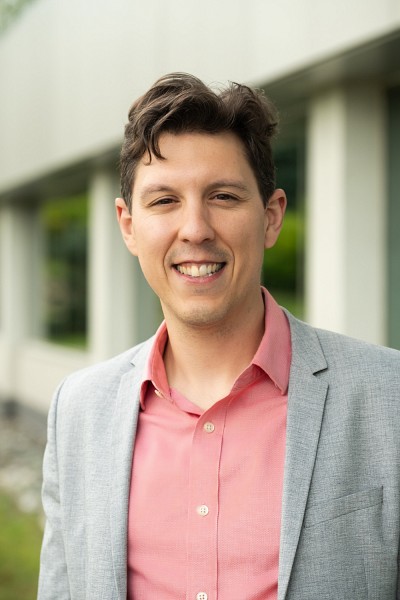 Gabriel Blouin-Genest est professeur &agrave; l'&Eacute;cole de politique appliqu&eacute;e, codirecteur scientifique du CIDIS et directeur du projet Sandi.