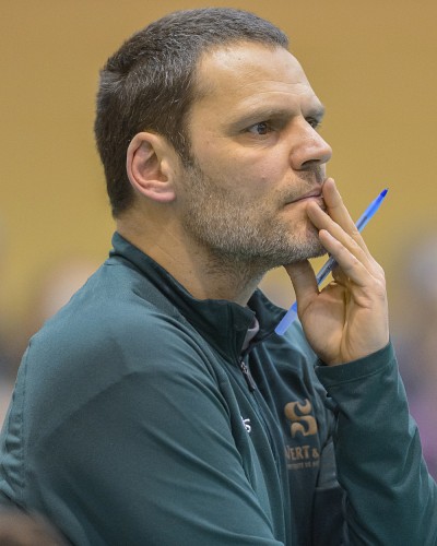 Marc Lussier entreprend sa dixi&egrave;me saison &agrave; la barre du Vert & Or, en volleyball masculin.
