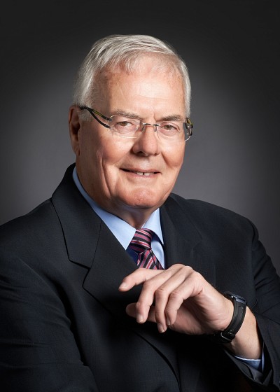 Jean-Guy Ouellet a r&eacute;cemment &eacute;t&eacute; intronis&eacute; au Panth&eacute;on des sports canadiens.