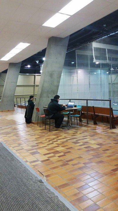 La mezzanine du Centre sportif.