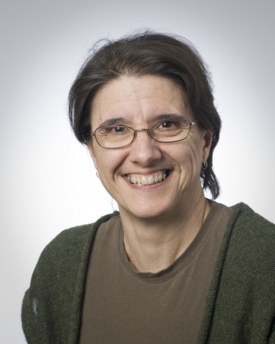 Mich&egrave;le Vatz Laaroussi, professeure en travail social et en m&eacute;diation interculturelle.