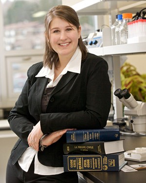 Marjorie Marchand, diplômée en droit-biotechnologie en 2008 et commissaire dans le réseau de la santé.