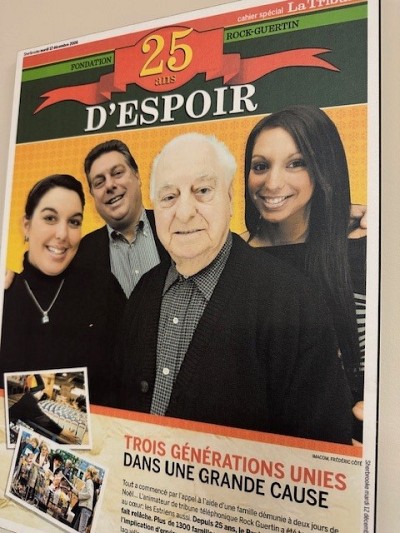 Les trois g&eacute;n&eacute;rations de la famille Guertin : affiche dans les locaux de la Fondation