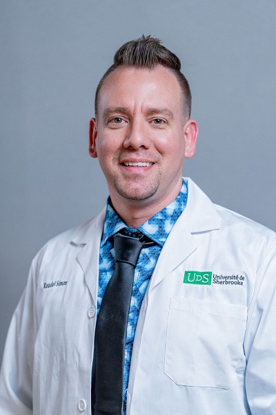 Raudel Simon, &eacute;tudiant en m&eacute;decine au site de formation &agrave; Saguenay de l'UdeS