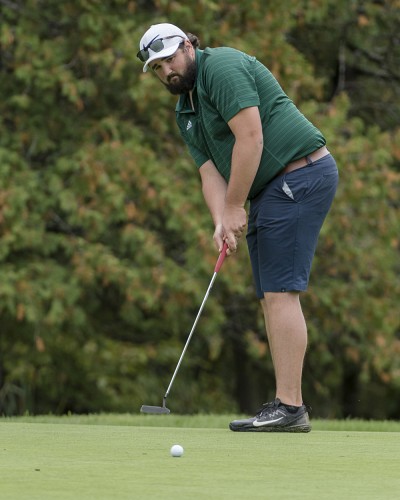 F&eacute;lix Gamache au tournoi des 9 et 10 septembre au Club de golf MilbyPhoto: Yves Longpr&eacute;/Vert & Or