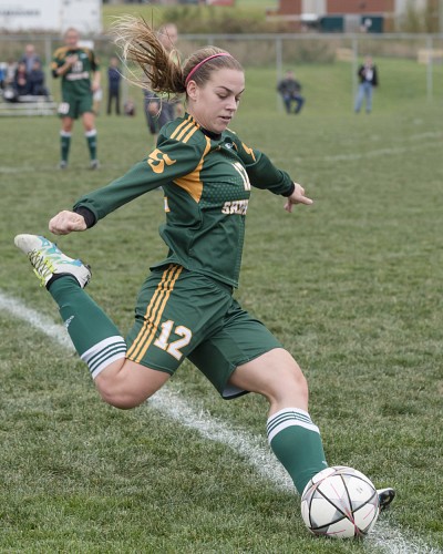 &Egrave;ve L'Abb&eacute;, &eacute;tudiante-athl&egrave;te en m&eacute;decine.