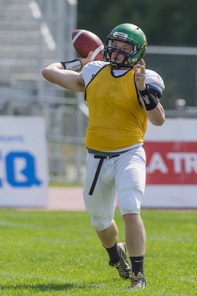 La recrue Alexandre Jacob-Michaud a &eacute;t&eacute; tr&egrave;s productif lorsqu'on lui a donn&eacute; le ballon comme pivot, en demie demie.