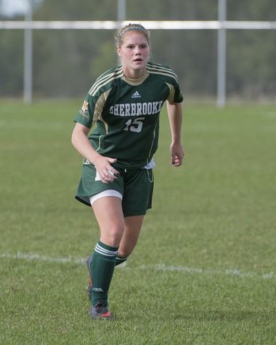 Anne Gauthier-Dussureault a marqu&eacute; deux buts dans la victoire de 3 &agrave;&nbsp;2 du Vert&nbsp;&&nbsp;Or&nbsp; sur les Stingers de Concordia, dimanche &agrave; Montr&eacute;al.