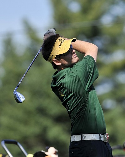 Jonathan Barrette a &eacute;pat&eacute; la galerie en calant deux aigles en trois trous, lors de la 1re&nbsp;ronde de l'Omnium Andr&eacute;-Pelletier.