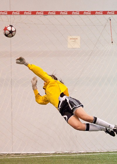 La gardienne Marie-Michelle Coulombe a connu un excellent match, ne c&eacute;dant qu'une seule fois face aux Martlets de McGill.