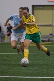 Claudia GosselinEnseignement préscolaireet primaire 
