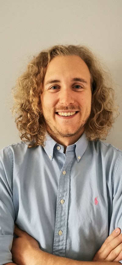 L&rsquo;&eacute;tudiant &agrave; la ma&icirc;trise Olivier Duhamel.