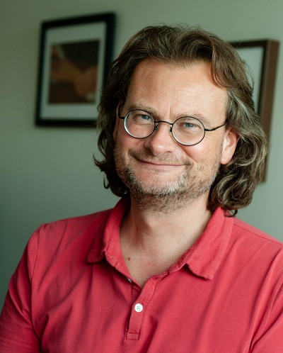 Le professeur Arnaud Gagneur propose l'entretien motivationnel comme approche pour accro&icirc;tre l'adh&eacute;sion &agrave; la vaccination.