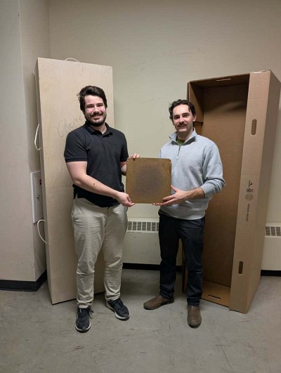 Thomas Giroux et William Giroux, les deux &eacute;tudiants derri&egrave;re l'entreprise Cr&eacute;m&eacute;co inc.