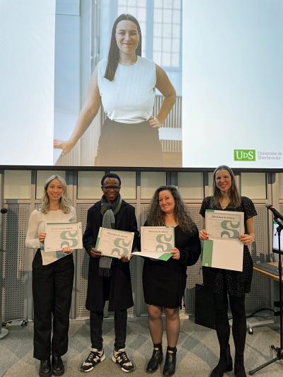 Les cinq r&eacute;cipiendaires des bourses du cinqui&egrave;me anniversaire du D&eacute;partement de communication.