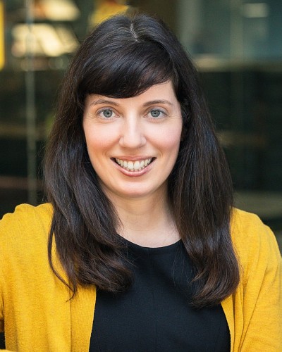 La professeure H&eacute;l&egrave;ne Mayrand.