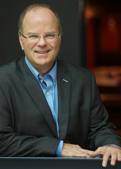 Michel Lafleur, professeur &agrave; l'&Eacute;cole de gestion