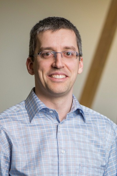 &Eacute;ric Plourde, professeur &agrave; la Facult&eacute; de g&eacute;nie