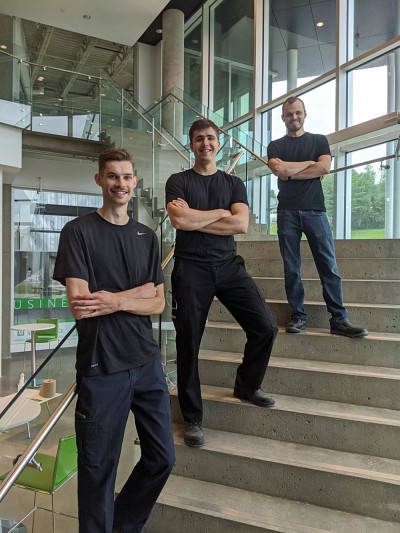Charles-&Eacute;ric Raymond (cofondateur), Beno&icirc;t Serrano-Parent (cofondateur) et Mathieu Labelle.