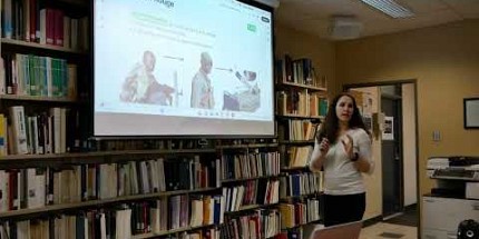 Conférence de Julia Galmiche-Essue : « Publier pour exister : capital narratif et repositionnement identitaire dans S<em>ans capote ni kalachnikov</em> de Blaise Ndala »