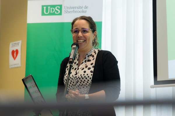 M&eacute;lanie Levasseur,&nbsp;professeure &agrave; l&rsquo;&Eacute;cole de r&eacute;adaptation et chercheuse principale du projet de recherche