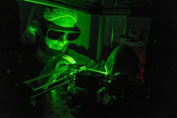 La mutualisation des infrastructures de recherche permet de r&eacute;aliser des &eacute;conomies qui permettent entre autres l&rsquo;achat d&rsquo;&eacute;quipement tr&egrave;s perfectionn&eacute;.