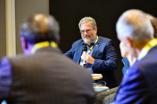Pr&nbsp;Vincent Aimez, vice-recteur &agrave; la valorisation, aux partenariats et au d&eacute;veloppement durable &nbsp;de l&rsquo;Universit&eacute; de Sherbrooke, a particip&eacute; activement aux discussions.&nbsp;