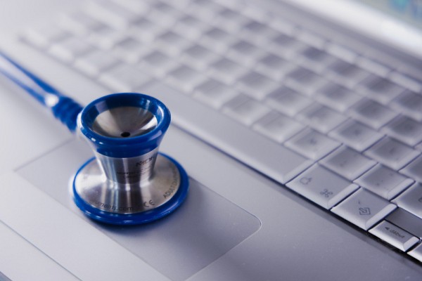 PREVALIS a d&eacute;j&agrave; des projets en cours dans des domaines vari&eacute;s comme les soins intensifs, la m&eacute;decine obst&eacute;tricale, les soins de premi&egrave;re ligne et la p&eacute;dagogie m&eacute;dicale.