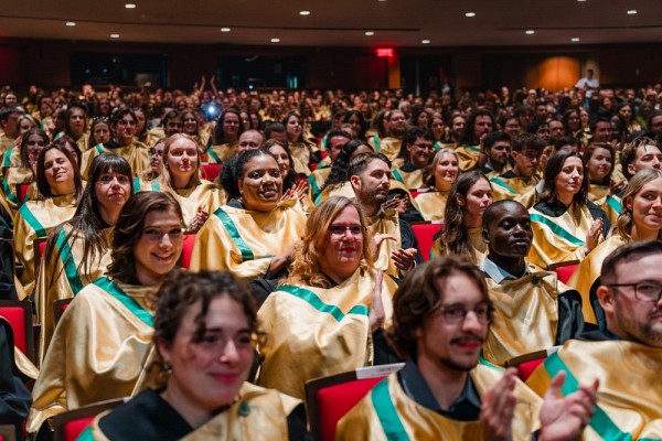 C&eacute;r&eacute;monie facultaire de la collation des grades