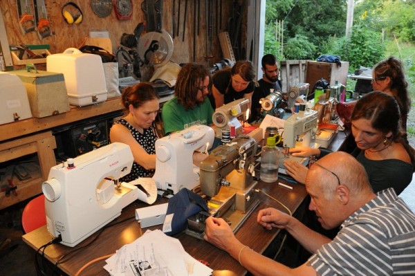 Des participants lors d'un atelier de formation &agrave; La Fabrique