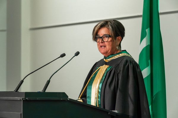 La professeure Carole Beaulieu, doyenne de la Facult&eacute; des sciences de l&rsquo;UdeS