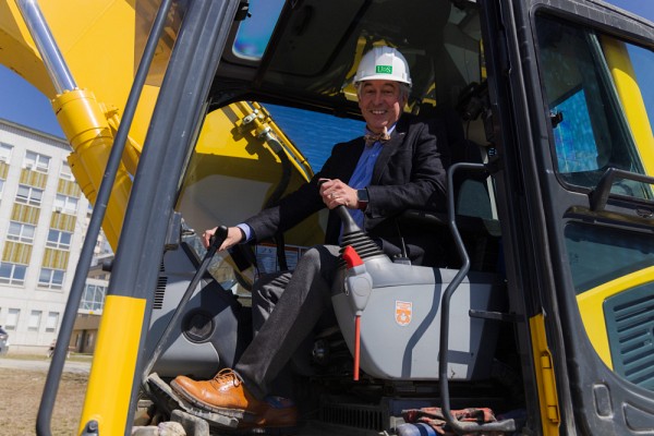 Dominique Dorion, doyen de la Facult&eacute; de m&eacute;decine et des sciences de la sant&eacute;, UdeSPhoto : Mathieu Lanthier - UdeS