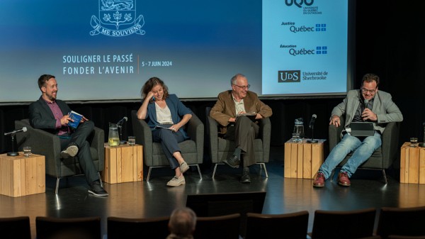 Des &eacute;changes lors de la table-ronde