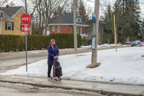 L'enjeu de la mobilit&eacute; figure parmi les incontournables dont il faut tenir compte si l'on souhaite favoriser le maintien &agrave; domicile des personnes a&icirc;n&eacute;es.