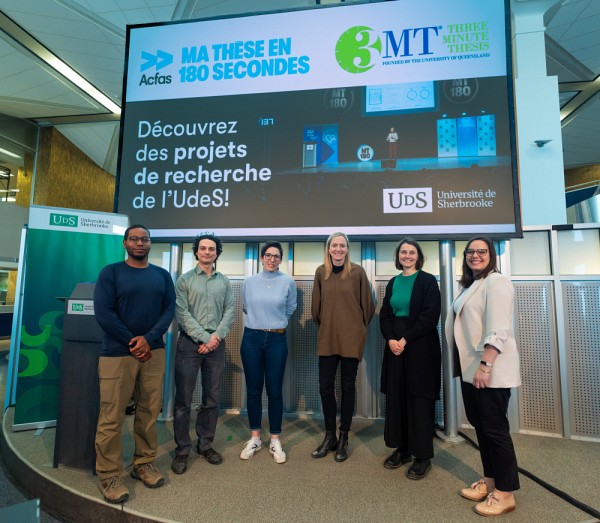 Les six professeures et professeurs qui ont compos&eacute; le jury des finales internes le 14 mars 2024, &agrave; l'Agora du Carrefour de l'information du Campus principal