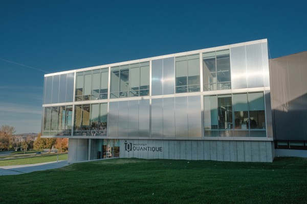 La professeure Vergniory m&egrave;nera ses recherches &agrave; l'Institut quantique de l'UdeS.