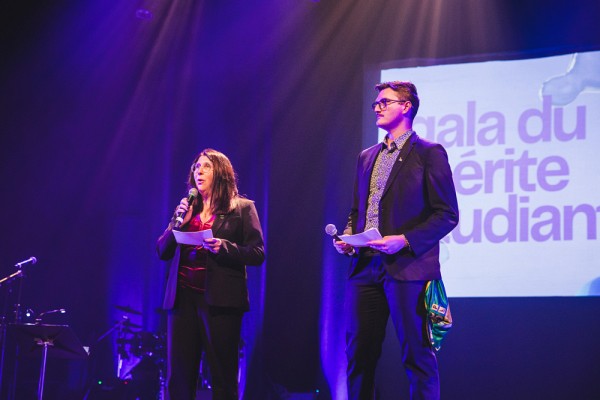 Pre Nathalie Roy, doyenne de la Facult&eacute; de g&eacute;nie et Alexandre Baril, pr&eacute;sident de l'Association g&eacute;n&eacute;rale &eacute;tudiante en g&eacute;nie (AGEG).