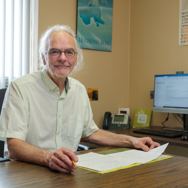 Professeur Paul Morin, &Eacute;cole de travail social, Facult&eacute; des lettres et sciences humaines.
