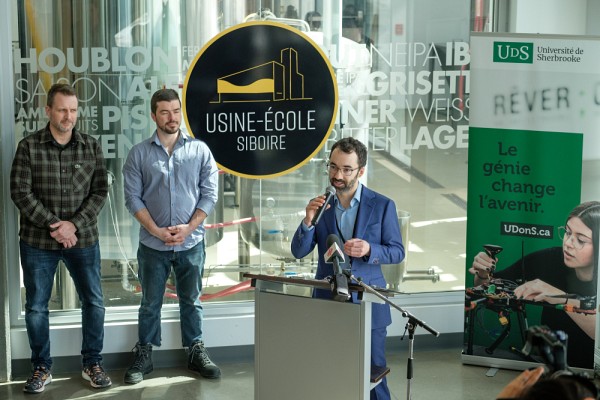 Les copropri&eacute;taires du Siboire on fait un important don de 1&nbsp;M$ en argent, en &eacute;quipement et en mati&egrave;re premi&egrave;re.