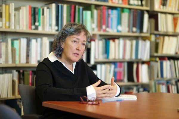 La professeure Jos&eacute;e Vincent.