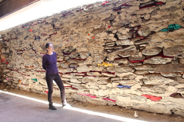 La m&eacute;moire du temps, une oeuvre r&eacute;alis&eacute;e par Nancy Roy dans le cadre du cours Pratique environnementale de l&rsquo;in situ.