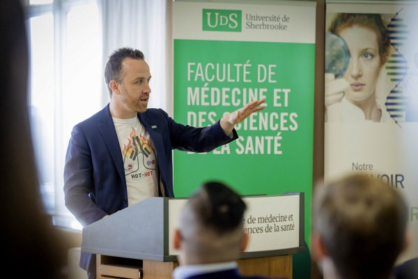 Le&nbsp;professeur-chercheur&nbsp;Simon Couillard