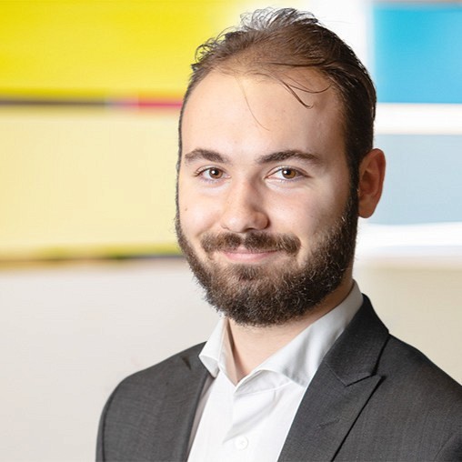 &Eacute;tienne Desfoss&eacute;s, finissant au microprogramme de 2e&nbsp;cycle de formation initiale en enseignement au coll&eacute;gial