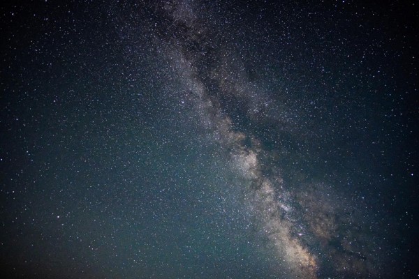 La Voie lact&eacute;e, photographi&eacute;e &agrave; partir du mont Hood, dans l'&Eacute;tat de l'Oregon.