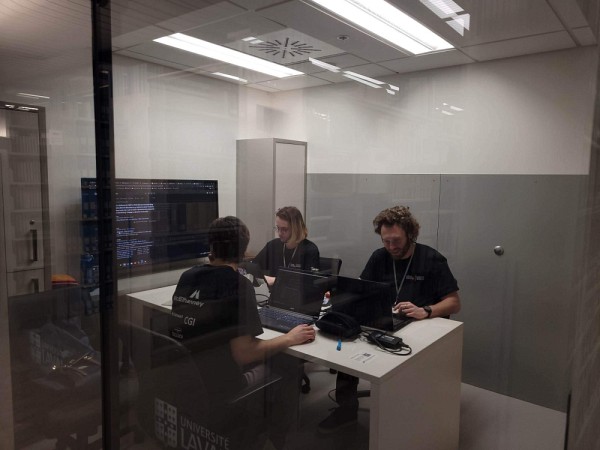 Les participants avaient six heures pour trouver une solution pertinente et originale &agrave; ce probl&egrave;me et la pr&eacute;senter &agrave; un jury compos&eacute; d&rsquo;experts et de repr&eacute;sentant des institutions commanditant l&rsquo;&eacute;v&eacute;nement.