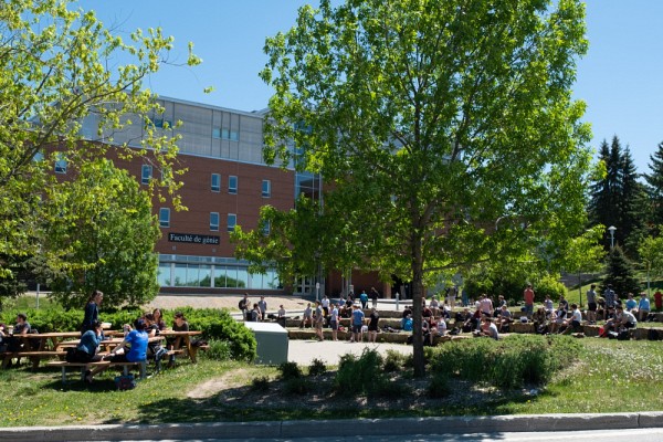 Pavillon J.-Armand-Bombardier, Facult&eacute; de g&eacute;nie